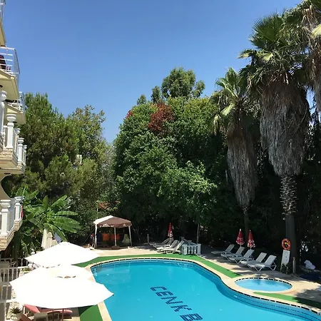 Hotel Cenk Bey 3*
