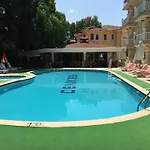 Szálloda Cenk Bey 3*