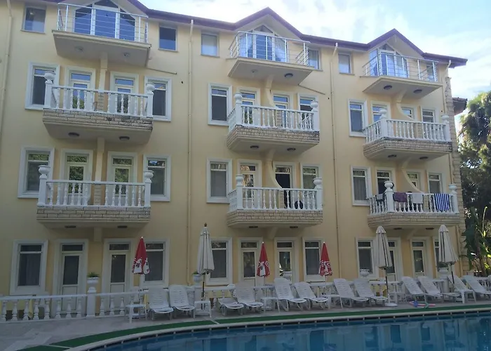 Otel Cenk Bey Fethiye