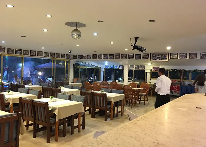 Cenk Bey Otel