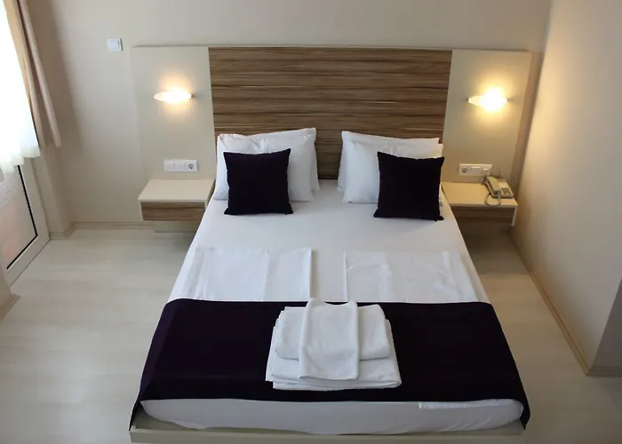 Cenk Bey Otel 3*