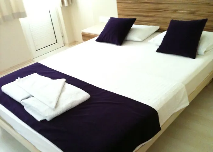 Cenk Bey Otel
