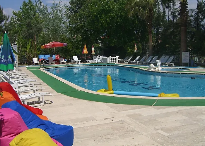 Otel Cenk Bey Fethiye