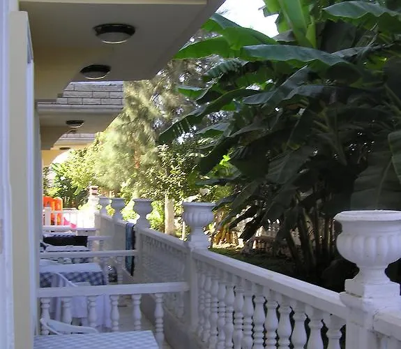 Otel Cenk Bey 3*