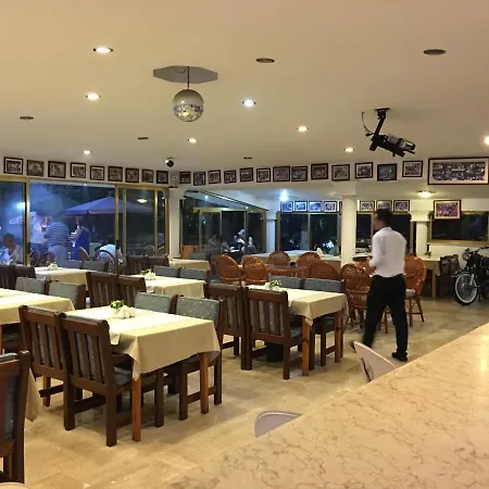 Cenk Bey Otel
