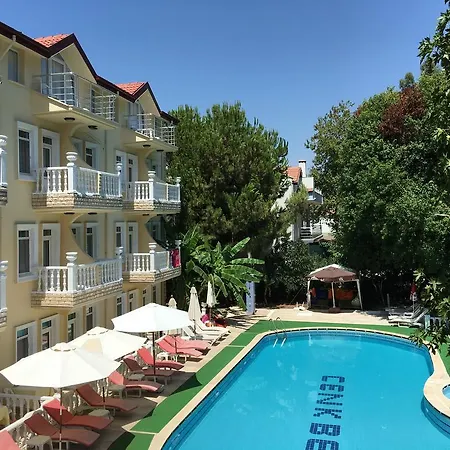 Szálloda Cenk Bey 3*