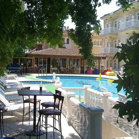 Cenk Bey Szálloda Fethiye