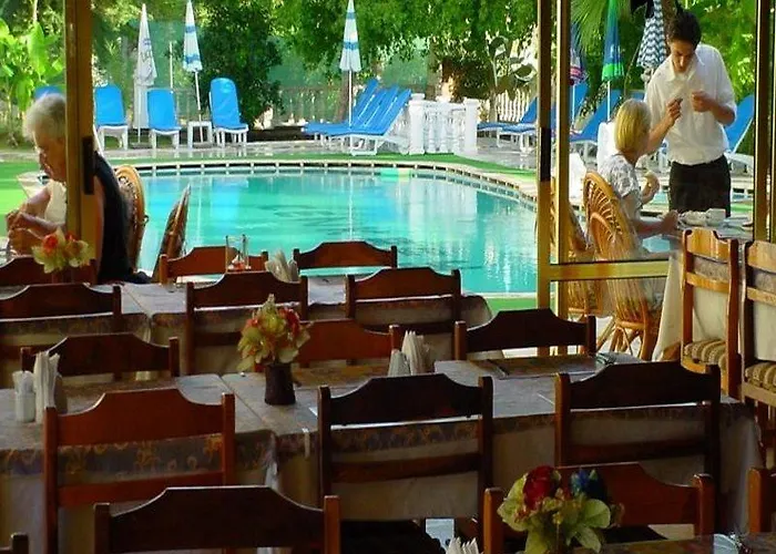 Otel Cenk Bey Fethiye