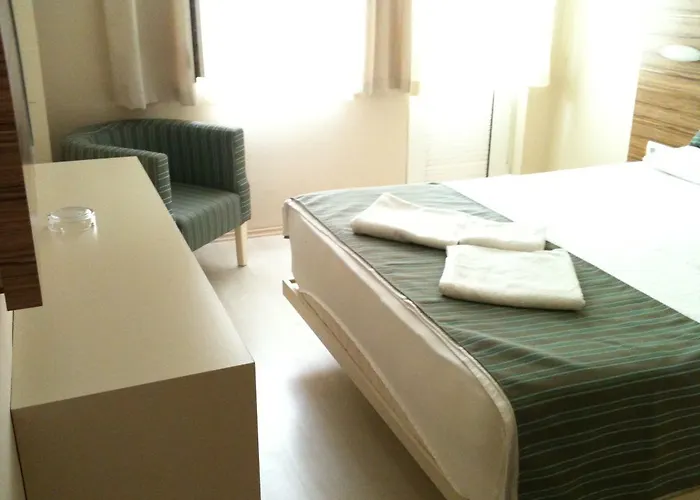 Cenk Bey 3* フェティエ